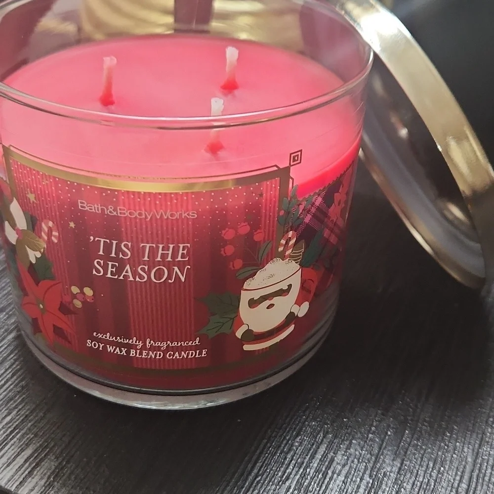 Bath & Body Works ' Tis The Season 3- Wick Candle - Picture 3 of 3